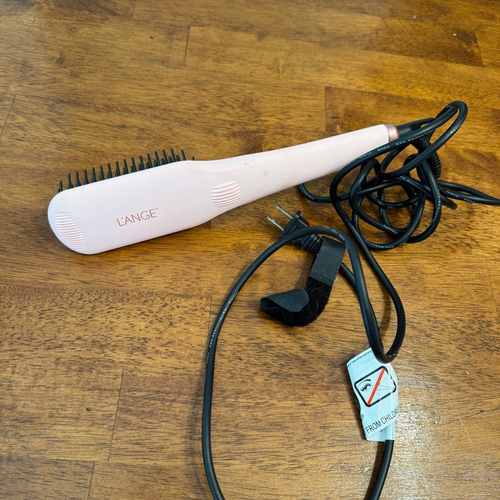 L'ange Le Vite Ceramic Straightening Brush Blush Pink - Dual Voltage Hot Comb